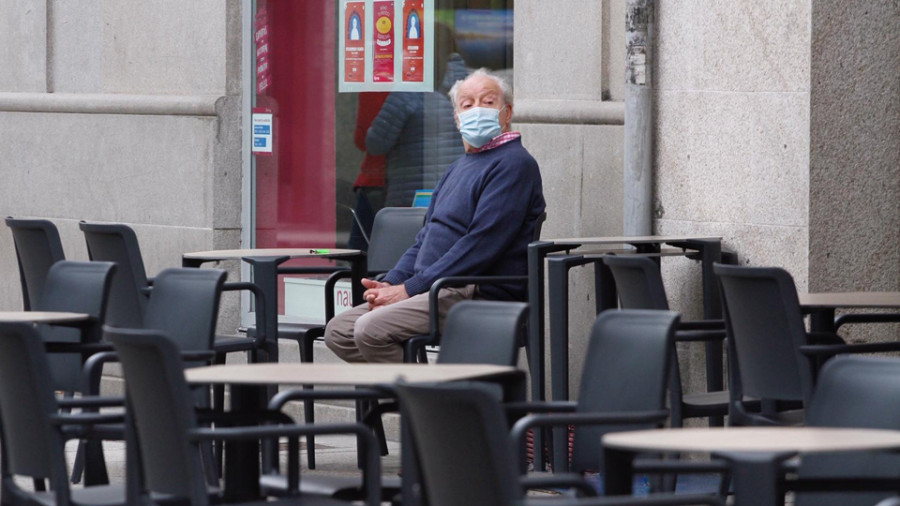 La tercera ola arrastra a Arousa a las máximas restricciones en sus concellos