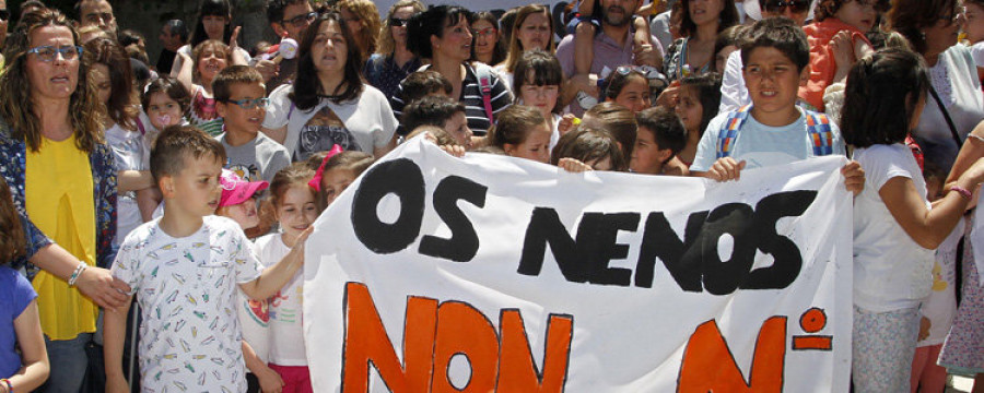 Los padres del CEIP O Piñeiriño convocan una manifestación a la espera de la respuesta de la Xunta