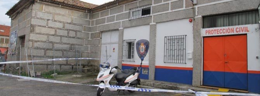 CAMBADOS-Anuncian el traslado “canto antes” de la base de Protección Civil tras el derrumbe de parte del edificio