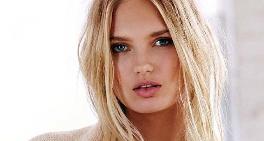 Angel Romee Strijd se preparan para recibir el verano en Malibú