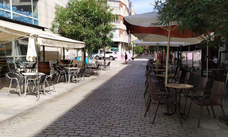 Proponen que las terrazas en Boiro puedan abrir más días hasta las dos de la madrugada