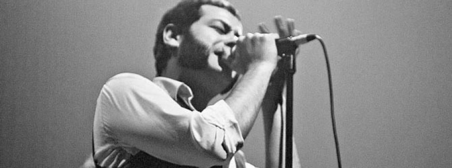 El vilagarciano Gonzalo Arca ofrece un concierto en La Bolsa