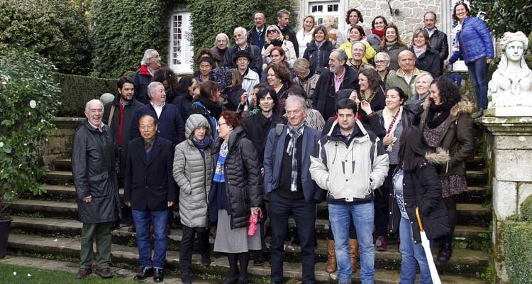 La camelia pide paso como protagonista de las zonas verdes y jardines públicos