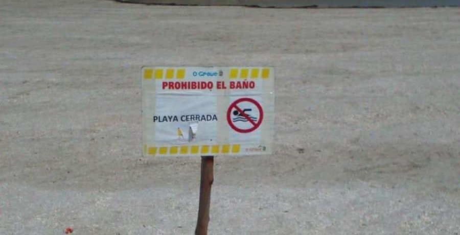 Un vertido de fecales obliga 
a cerrar al baño por precaución la playa urbana de Peralto