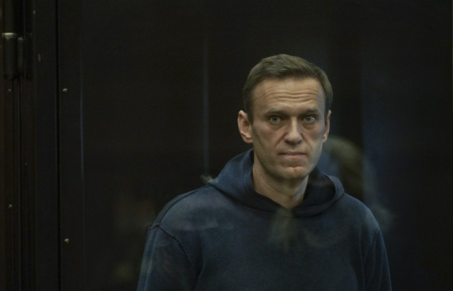 La Justicia rusa condena al opositor Navalni a tres años y medio de cárcel