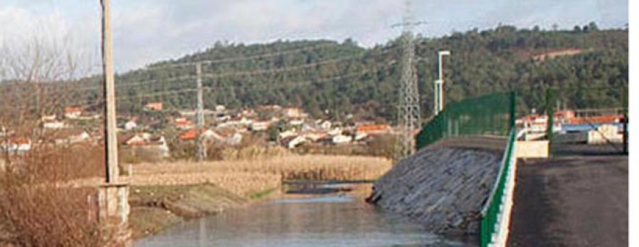 CAMBADOS - Augas obrará en el entorno de la EDAR de O Salnés para aliviar la inundación de fincas