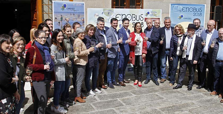 El Enobús crece en plazas y bodegas y en 2019 quiere duplicar las salidas