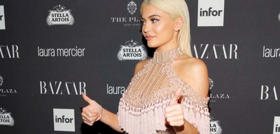 Kylie Jenner cambia de estilista para diferenciarse de sus hermanas