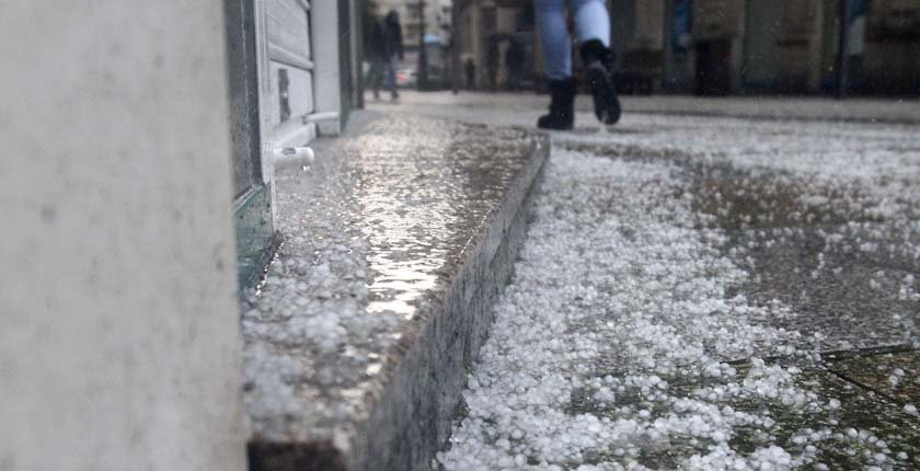 El mal tiempo situó al 58 %         la ocupación hotelera de Sanxenxo en Semana Santa