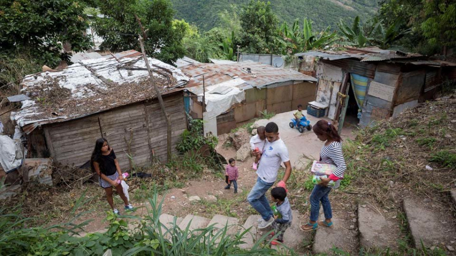 La situación en Venezuela dispara los casos de ayuda en Cáritas de O Grove