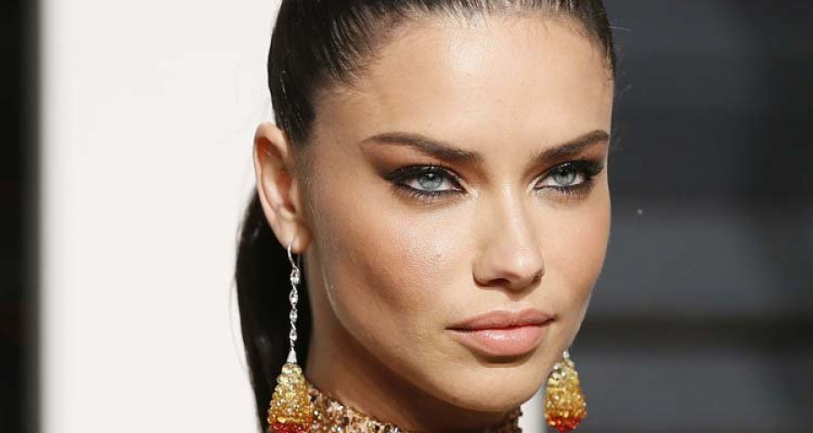 Adriana Lima y Julian Edelman rompen tras ocho meses de relación