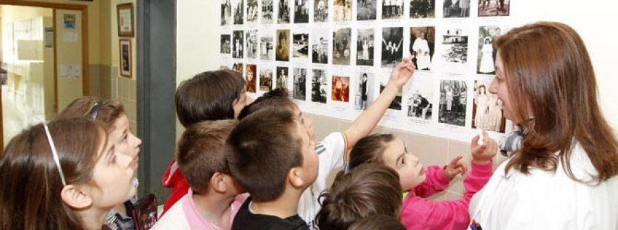 MEIS-El colegio de O Mosteiro presenta una muestra de fotos antiguas del municipio