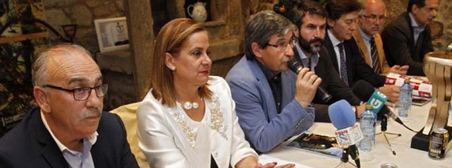 Emoción en la presentación del Arousa Fútbol 7 en el Pazo de Rubiáns