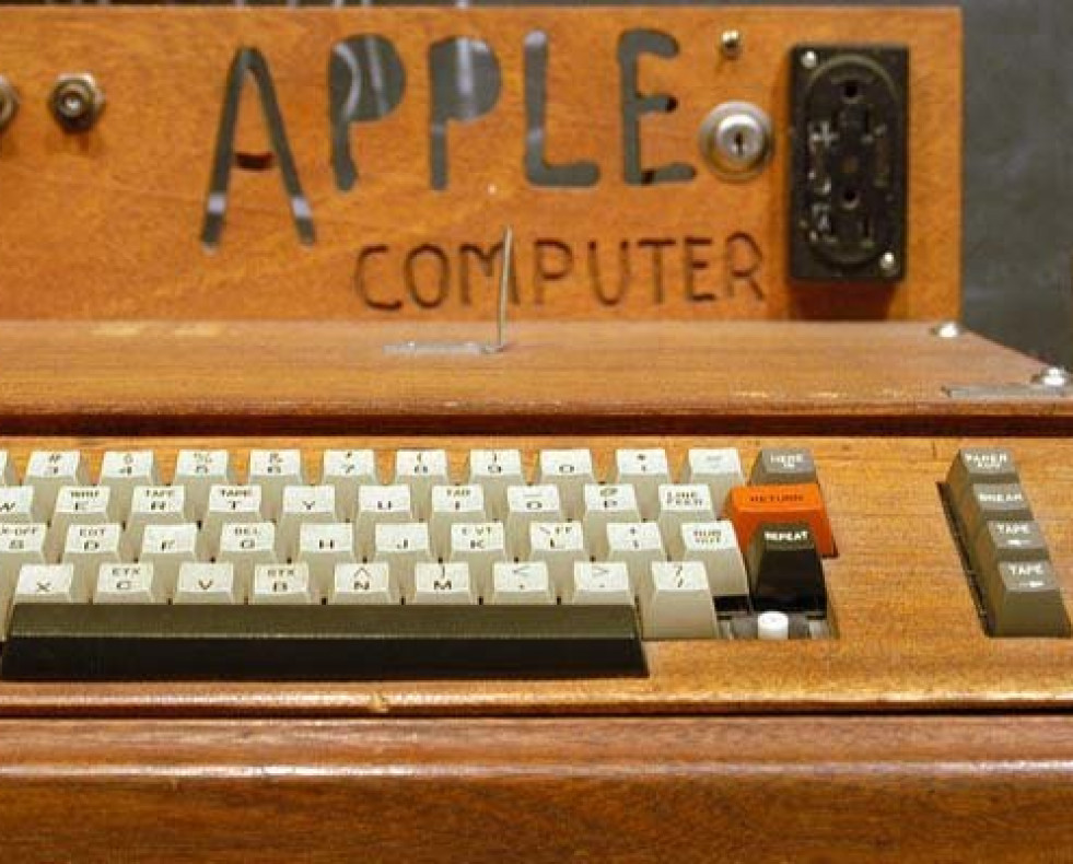 Uno de los pocos “Apple I” que aún funcionan sale a subasta
