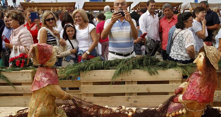 Sanxenxo rememora su tradición agrícola el día de Santa Rosalía con la Festa da Cebola