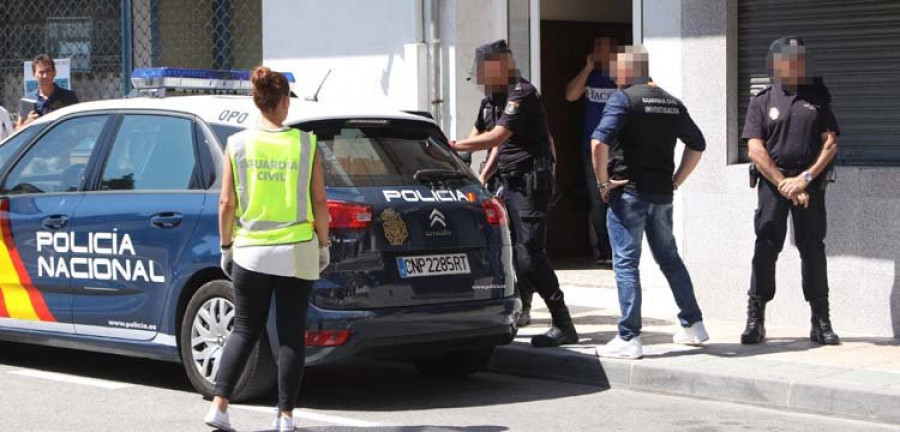 La Policía da por desarticulada una red de tráfico de hachís con los arrestos en Arousa