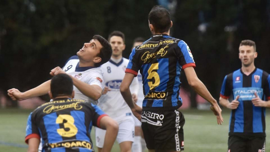 El Céltiga, con la obligación de ganar y un ojo en Laracha