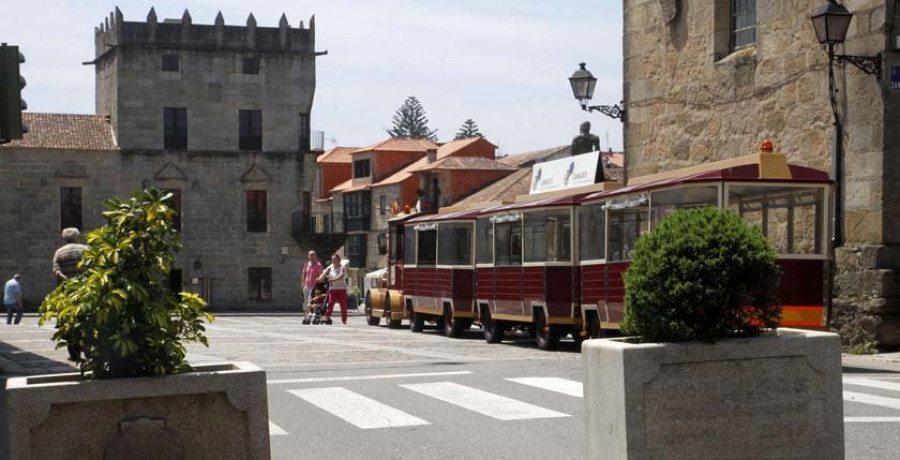 El Concello refuerza la preservación de Fefiñáns y alejará de la plaza los puestos de la fiesta de San Benito