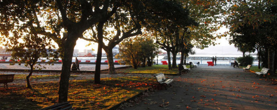 Adjudican mejoras en los parques de O Cavadelo y del Centenario