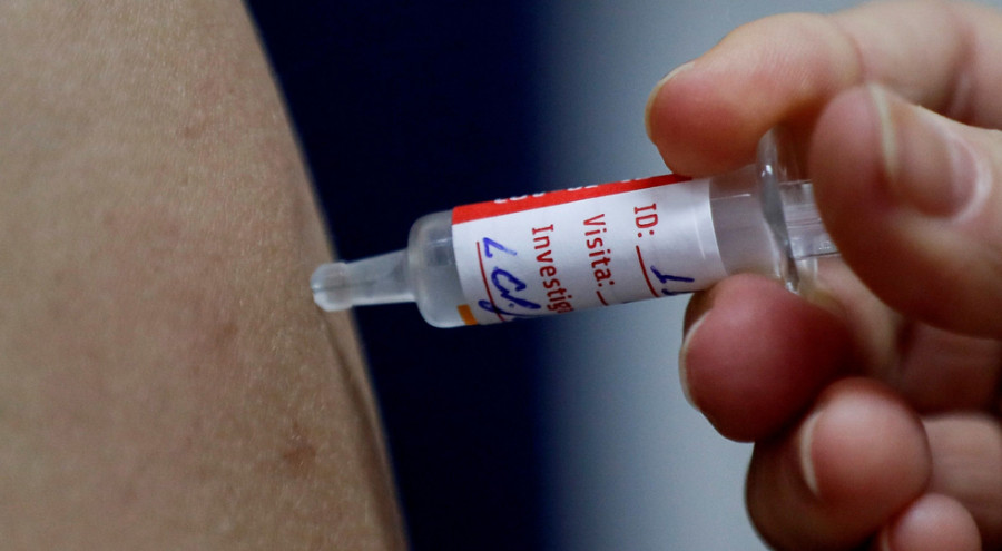Moderna acuerda suministrar ochenta millones de dosis de su vacuna a la UE