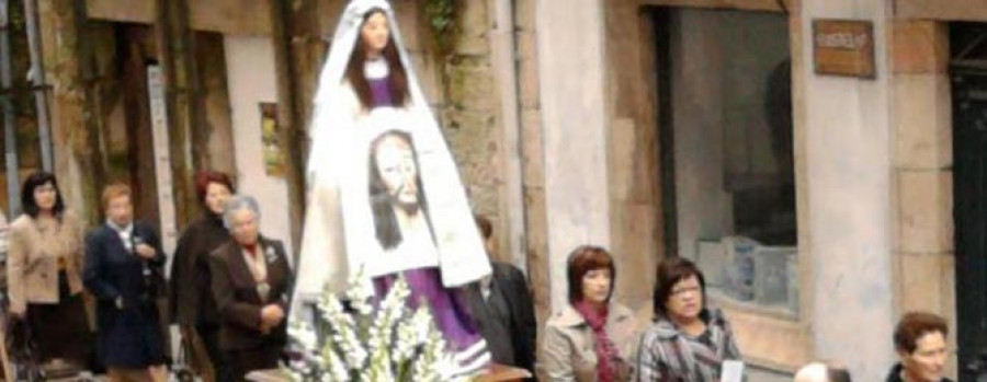 Piden a los rianxeiros donativos para reparar el Ecce Homo y otras dos imágenes de Semana Santa