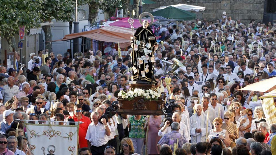 Cambados y Lores rindieron homenaje a “San Benitiño” su santo más “milagreiro”