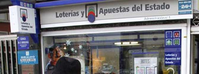Los vilagarcianos tientan a la suerte hasta el último momento