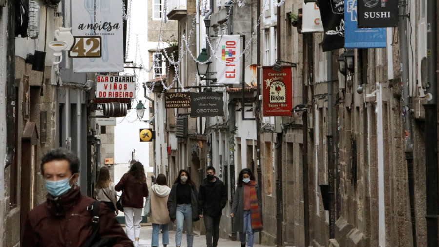 Galicia no descarta el cierre perimetral durante el puente de la Constitución