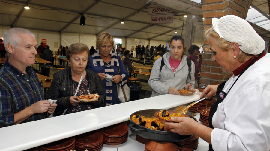 El gobierno local trabaja ya en poder recuperar este año la Festa do Marisco