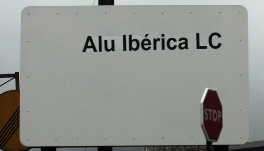 Inés Rey preguntará al Gobierno si la última venta de Alu Ibérica cumple todos los requisitos legales