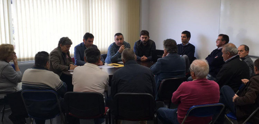 SANXENXO - El mirador de A Granxa y la pista de Outeiro centran las demandas vecinales en Dorrón