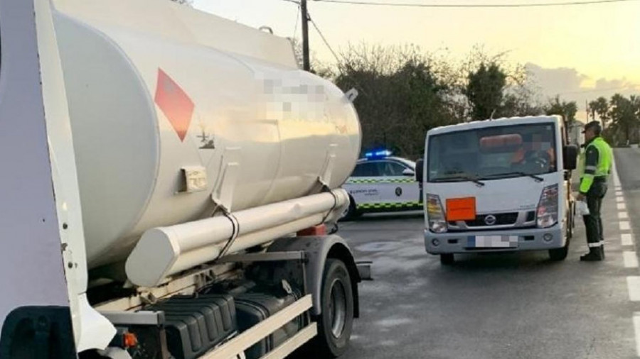 El conductor de un camión de  butano quintuplica la tasa de alcohol