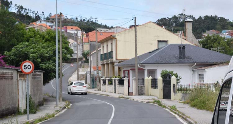 Los residentes en los barrios de Deán denuncian unos olores nauseabundos desde hace días