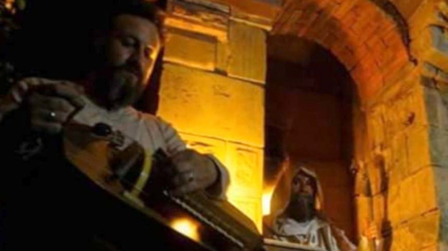 El cineasta vilagarciano Juan Quintáns proyecta su trabajo sobre la situación de Brasil