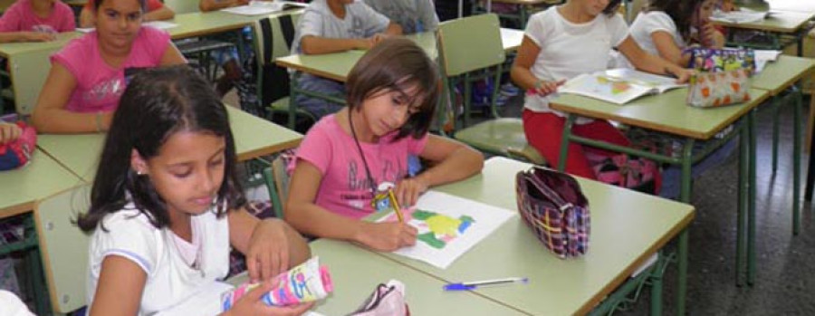 El curso en Infantil y Primaria comenzó con un 1,4% más de alumnos en O Barbanza