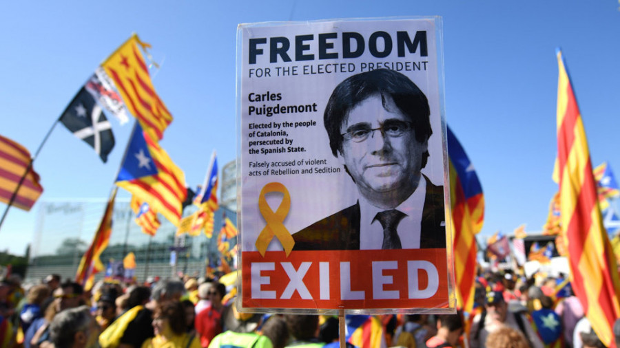 Carles Puigdemont planta a miles de independentistas en Estrasburgo por temor a ser detenido