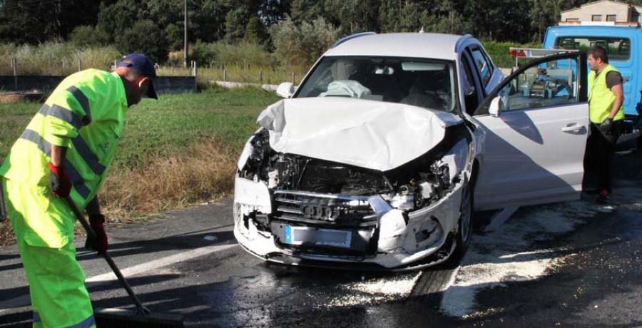 Muere una niña de tres años tras un accidente múltiple en el que 
se vio envuelto 
un autobús escolar