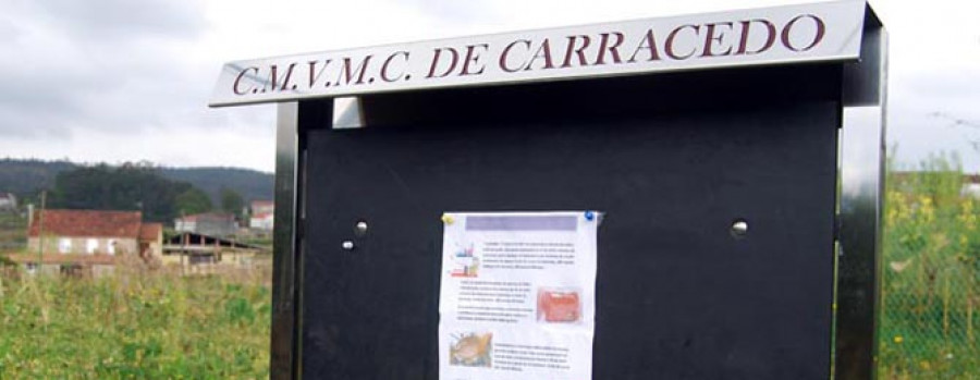 CALDAS - La Comunidad de Montes de Carracedo instala tablones de anuncios en las aldeas