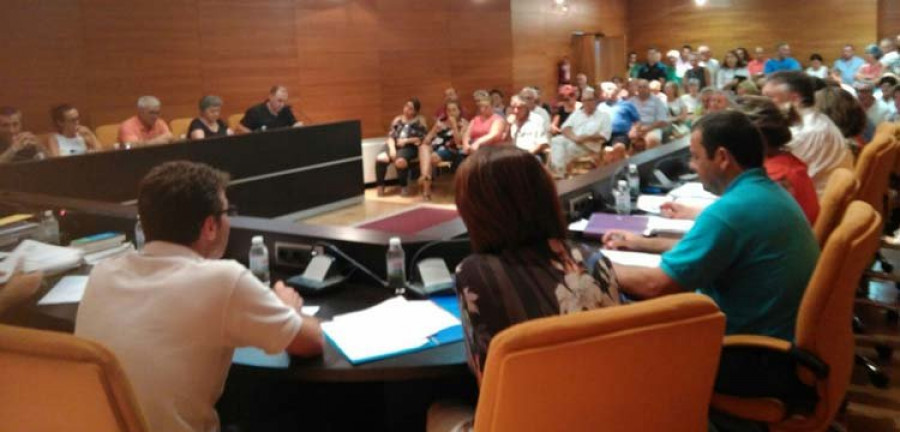 El Concello desvela que la Subdelegación redujo un 20% los efectivos respecto a 2015