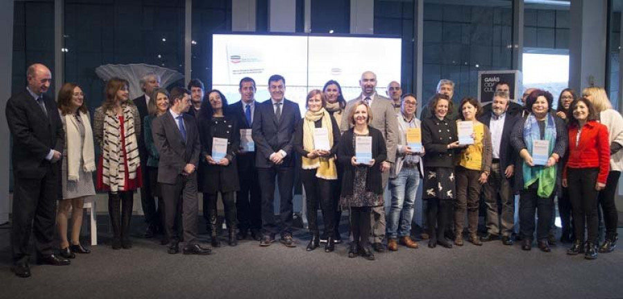 Cambados.- Educación premia al Magariños y al IES de A Pobra por crear planes pioneros de formación de docentes