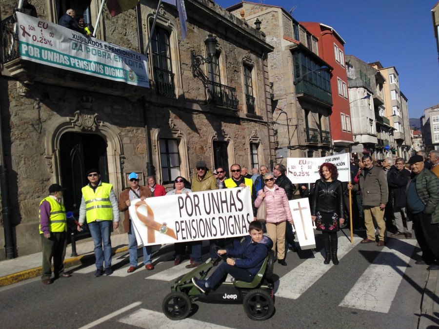 “Cen-tolos” cumple un año en la calle por pensiones dignas