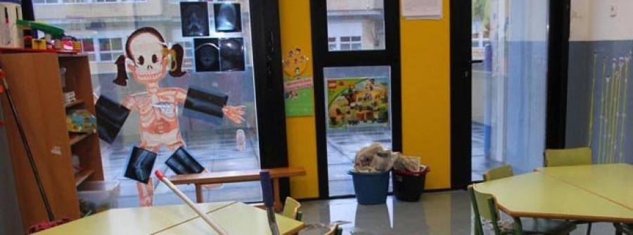 La falta de profesorado deja sin refuerzo a más de cien alumnos en el CEIP A Lomba