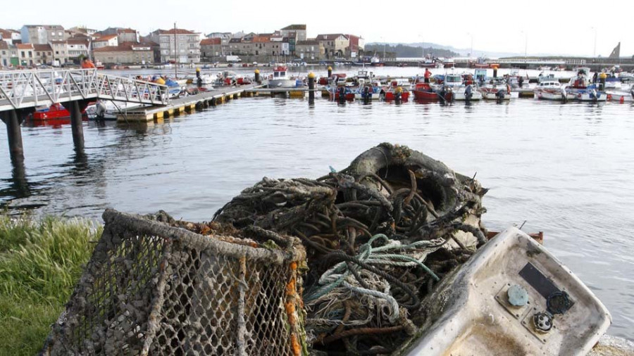 Portos incluye O Grove, Ribeira y Cesures en una nueva fase de limpieza de fondos marinos