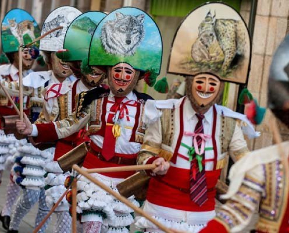 Cigarrones y Pantallas toman el pulso al Carnaval