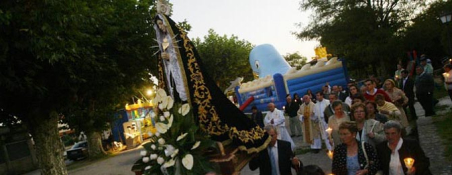 CUNTIS - La villa honra durante el fin de semana a la Virgen de los Dolores