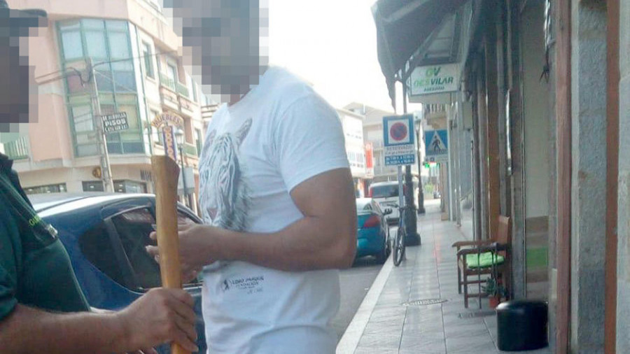 Una vilalonguesa solicita una orden de alejamiento de su hijo tras amenazarla de muerte con un hacha