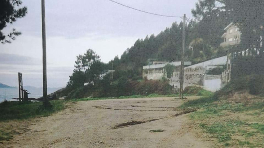 Una obra de 54.639 euros permitirá dotar de saneamiento a  un núcleo de casas en la zona de Canelas