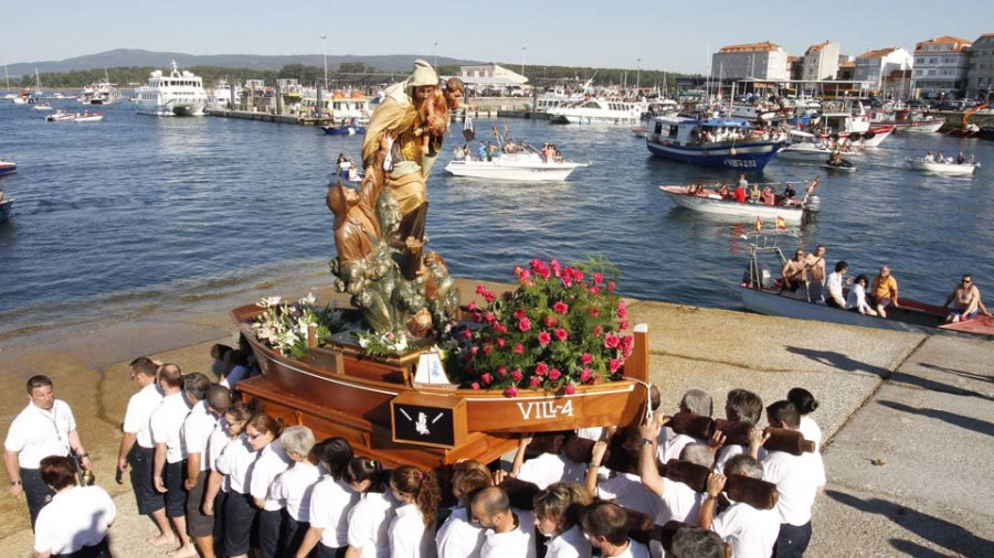 Comisión de fiestas y Concello salvan “in extremis” los fuegos del Carmen