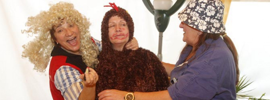 Las comparsas alientan el Carnaval en espera del Momo