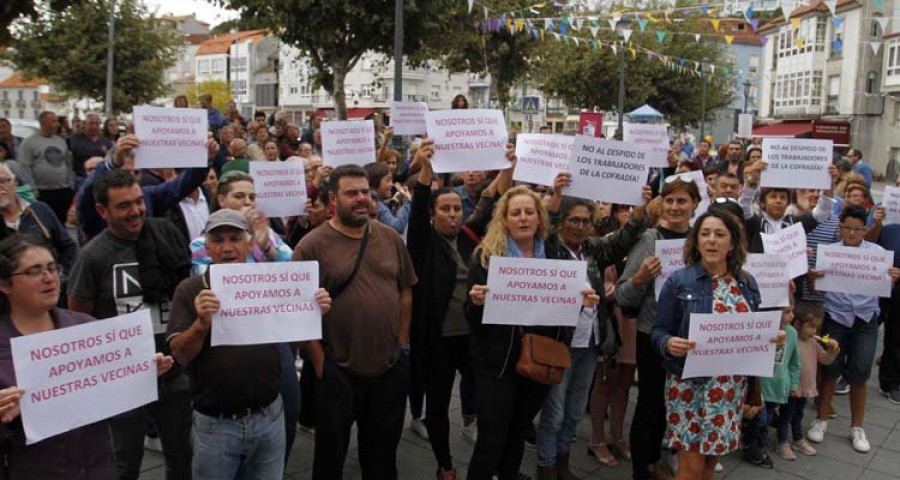 La exsecretaria de la Cofradía acusa al patrón de despedirla por “represalias”